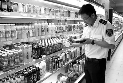 严把质量关 石景山质监局开展应季产品专项检查，筑牢日用百货安全防线